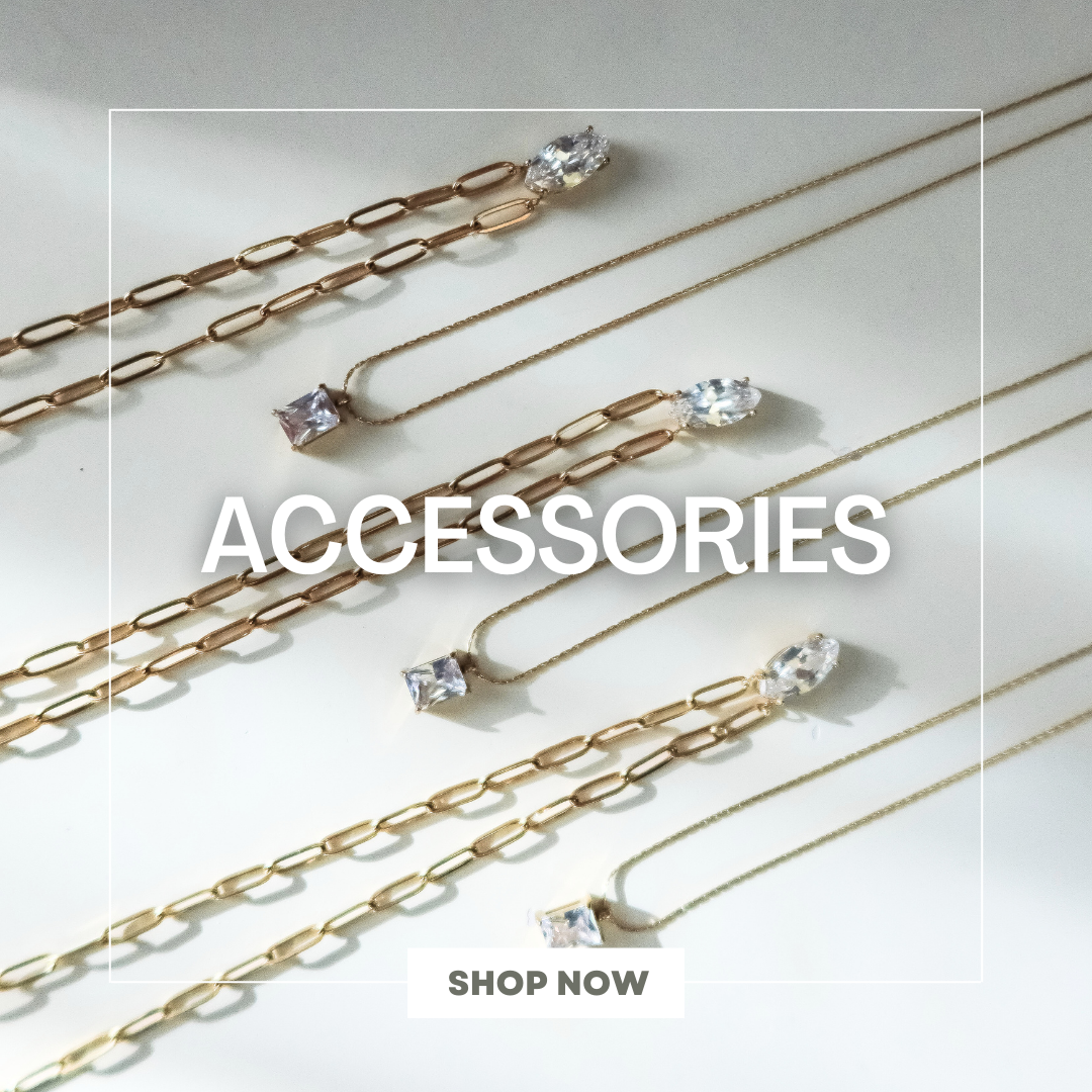 Trendy boutique accessories – women’s hats, shoes, and jewelry