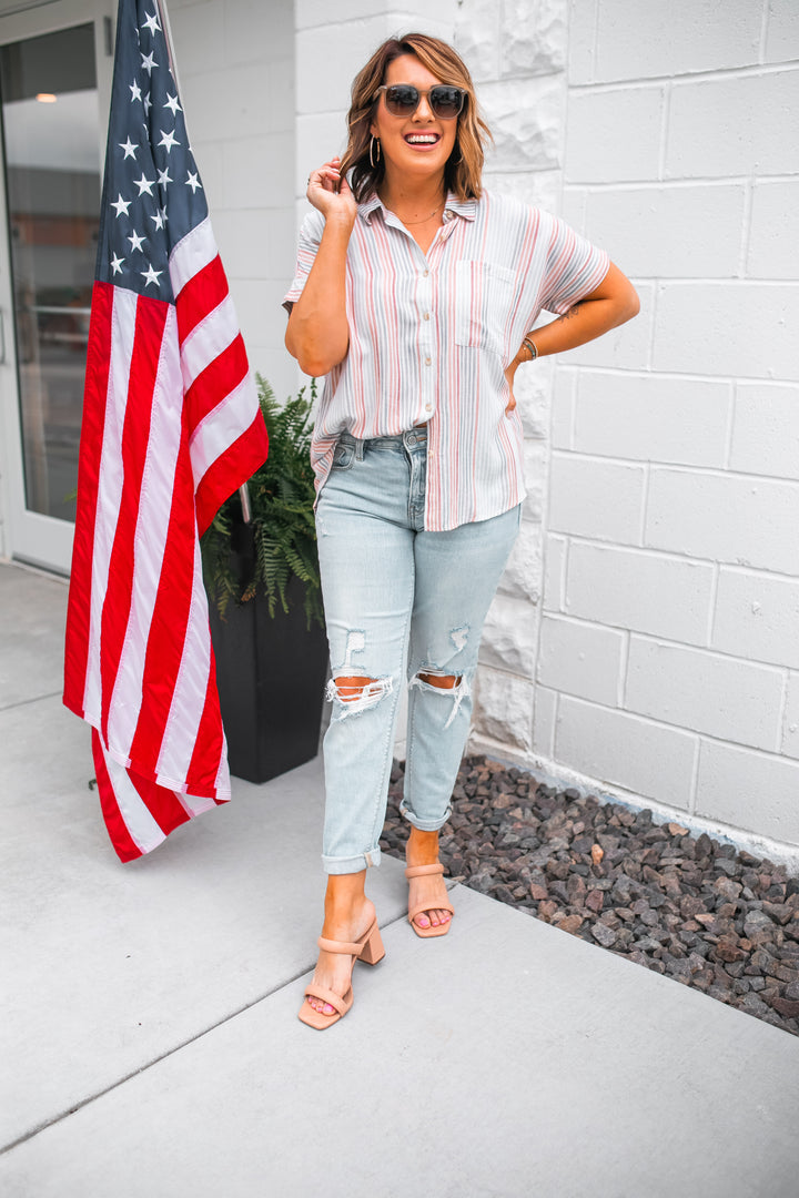 The Frankie Mid Rise Girlfriend Jeans