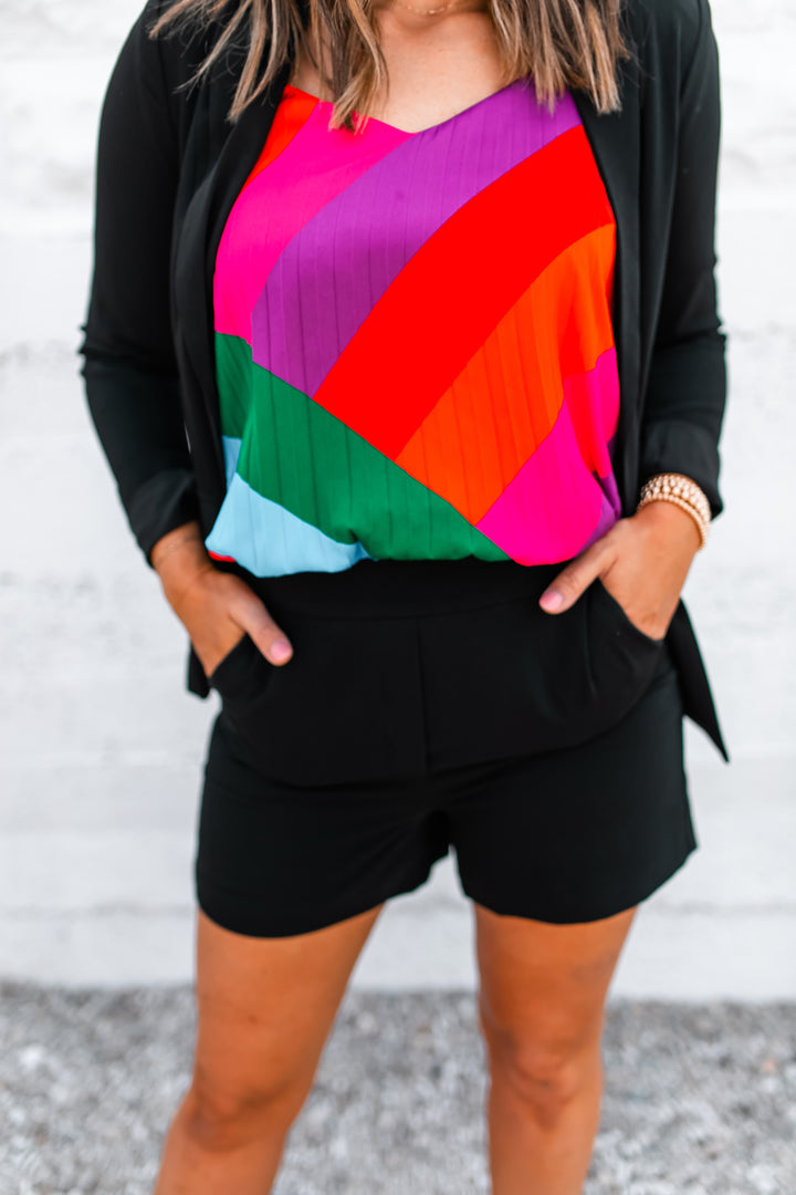 The Center Stage Shorts - Black