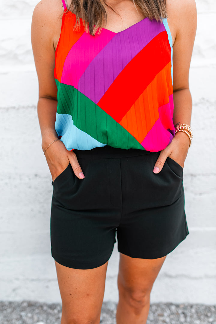The Center Stage Shorts - Black
