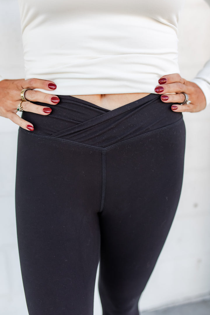 The Final Stretch Leggings - Black