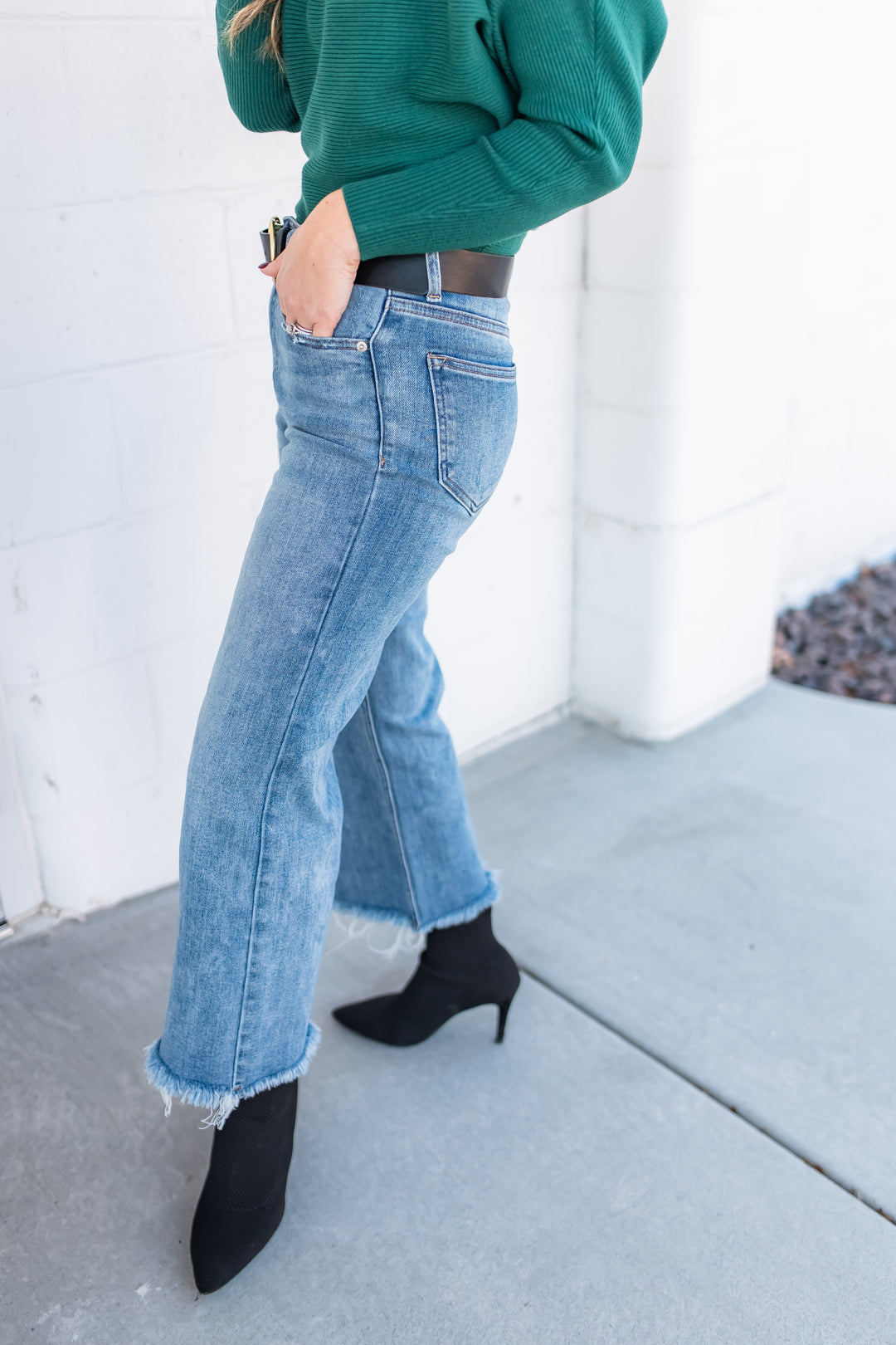 The Meyer Wide Leg Frayed Ankle Jeans