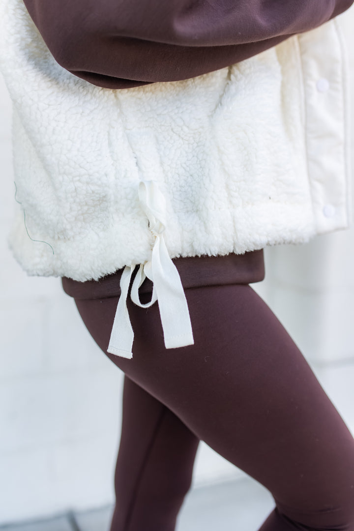 The Snowfall Sherpa Vest - White