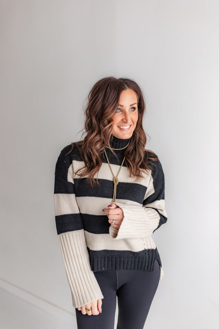 The Kaila Knit Sweater - Black/Cream