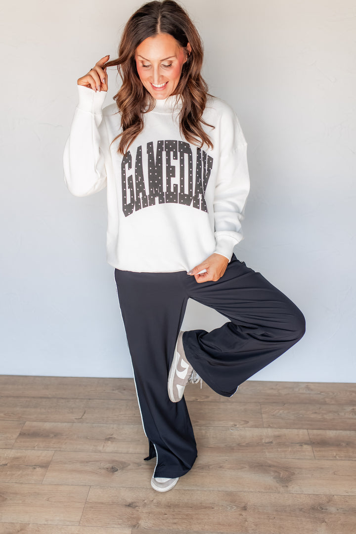 The Gameday Mockneck Sweatshirt [Pre-Order]