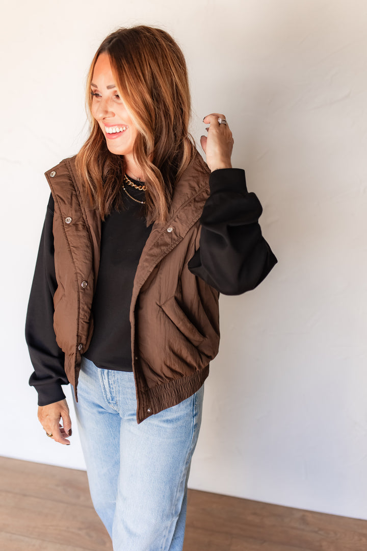 The Everyday Ease Pullover - Black