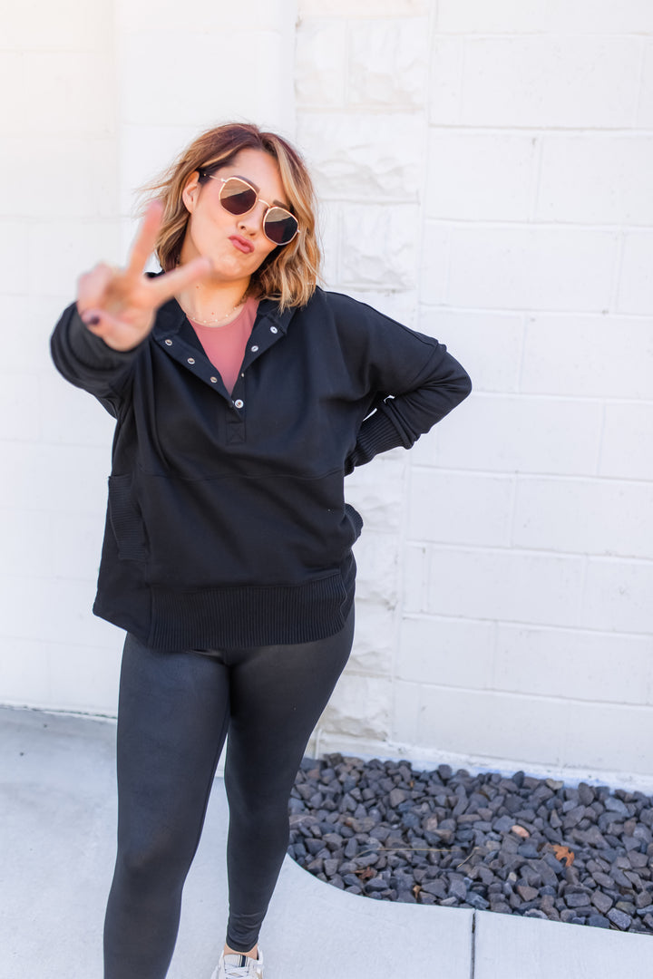 The Flex Faux Leather Textured Leggings