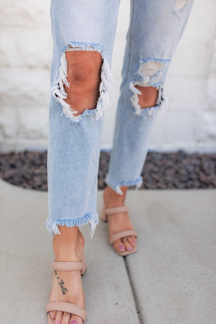 The Alyssa 90's Vintage Straight Jeans