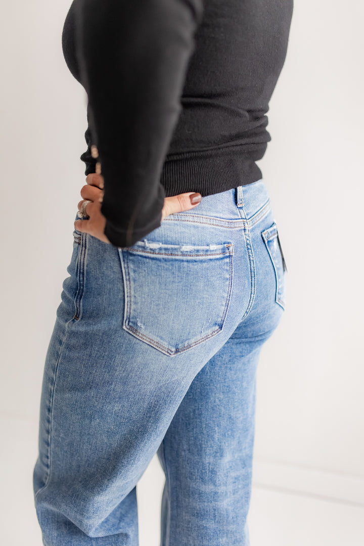 The Off-Duty Wide Leg Jeans