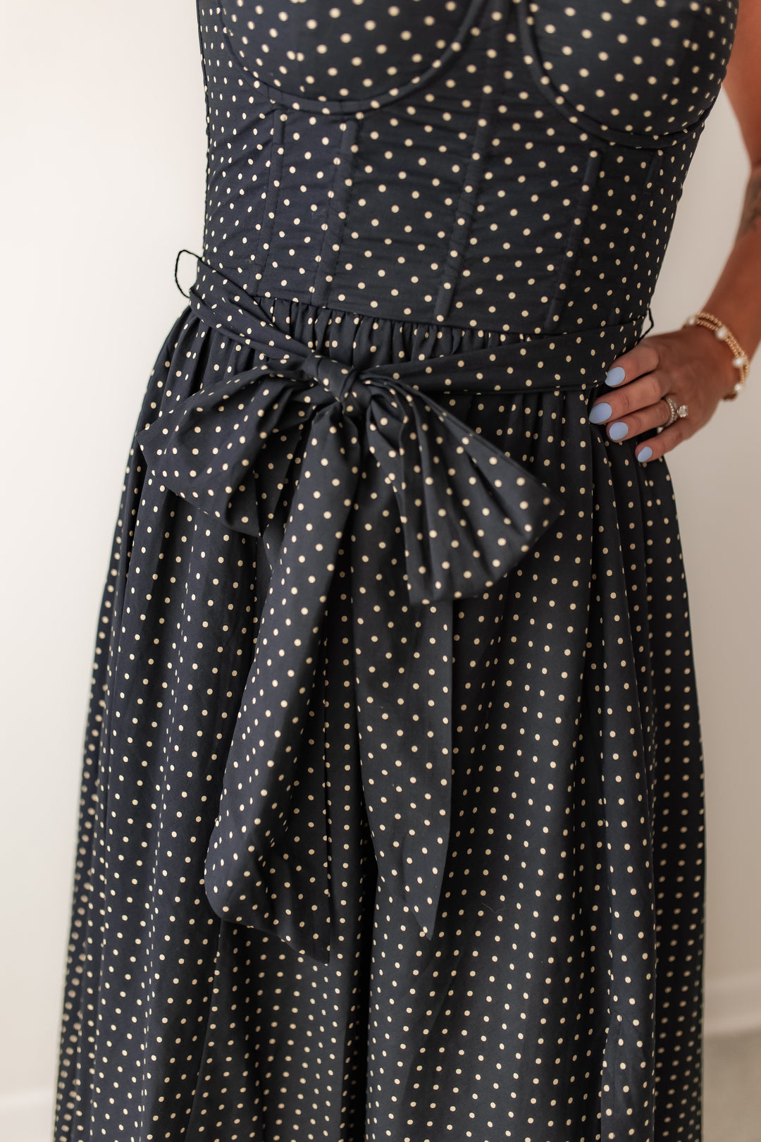 The Turning Heads Midi Dress - One Eleven Olive Boutique