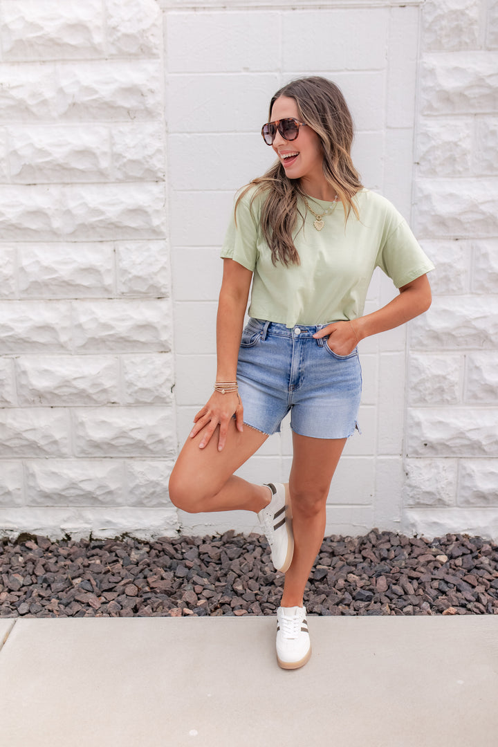 The Bright Side Crop Tee - Honeydew
