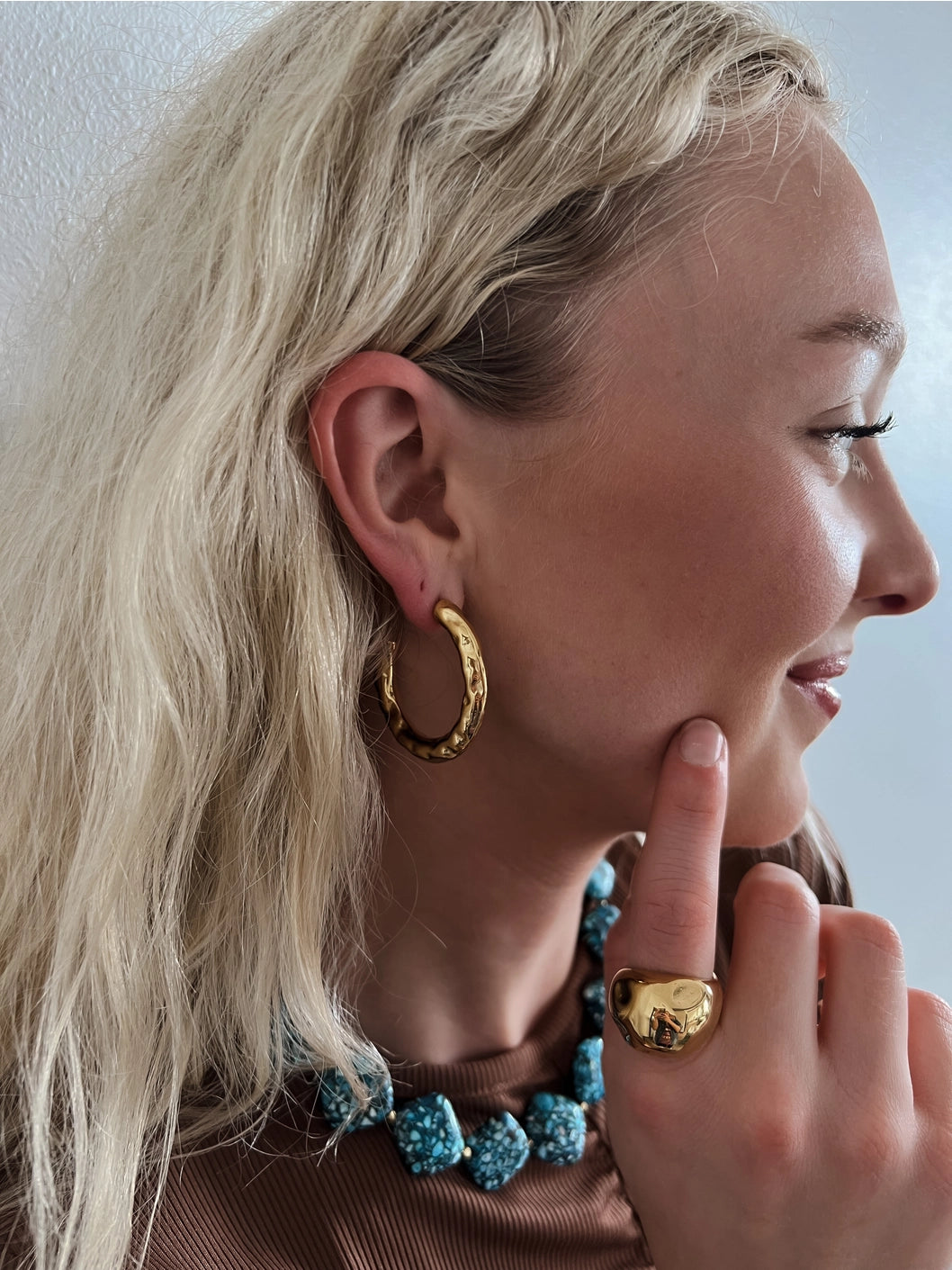 The Elondo Hammered Hoop Earrings