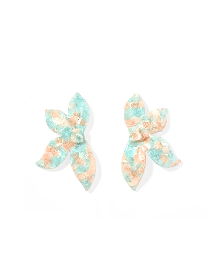 The Fern Mint Shell Earrings [Linny Co]