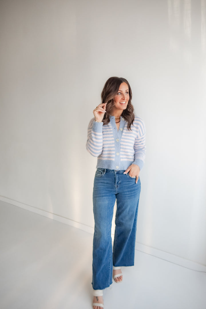 The Soft Focus Cardigan - Pink/Blue