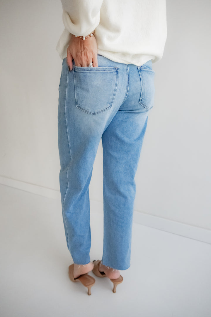 The Fallon Light Wash Barrel Jeans