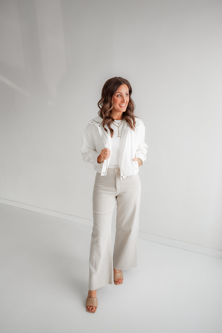 The Classic Cut Top - White