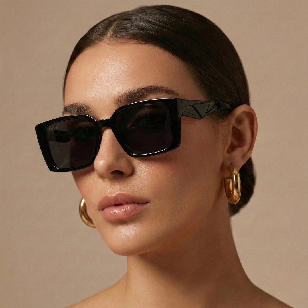 Woman wearing the NOVA black sunglasses