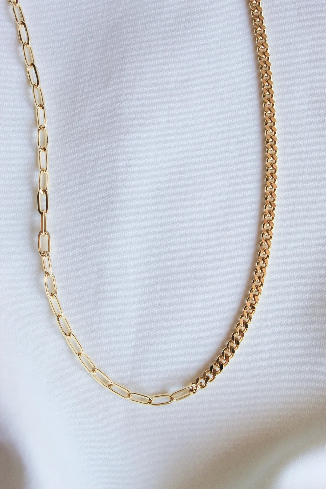 The Saxton Necklace