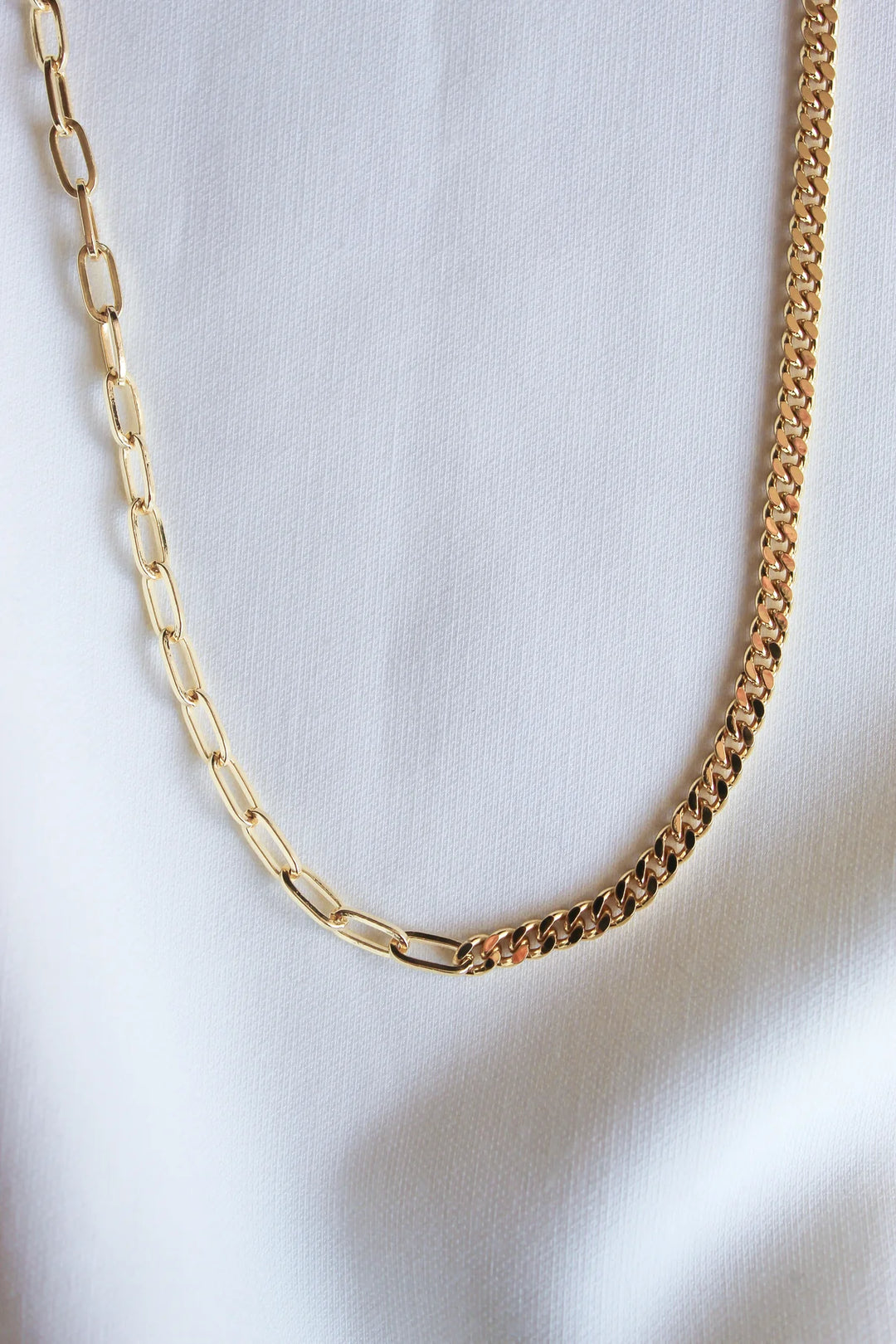 The Saxton Necklace