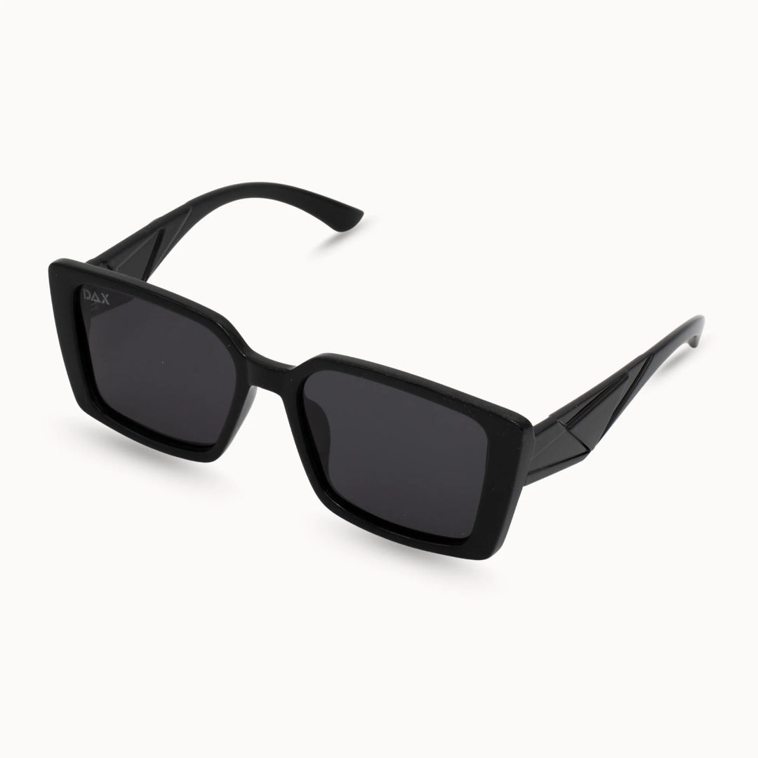 Edgy all black sunglasses for everyday wear