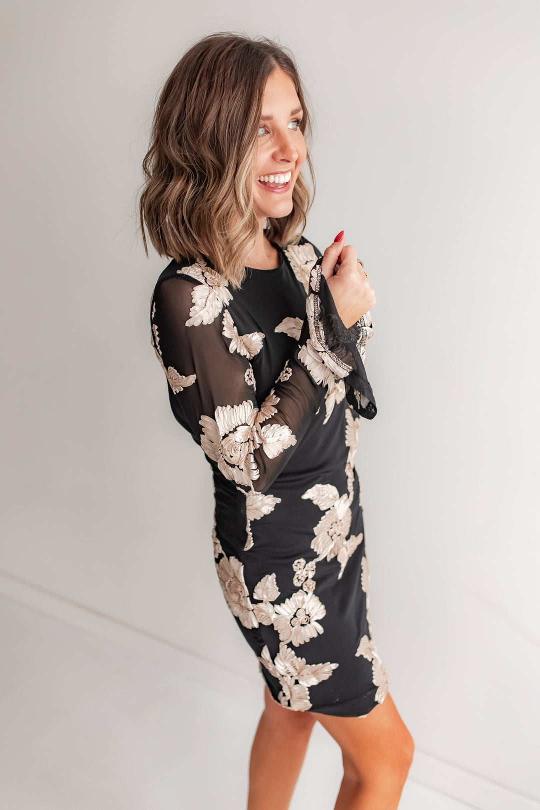 Chic bell sleeve floral dress for winter events