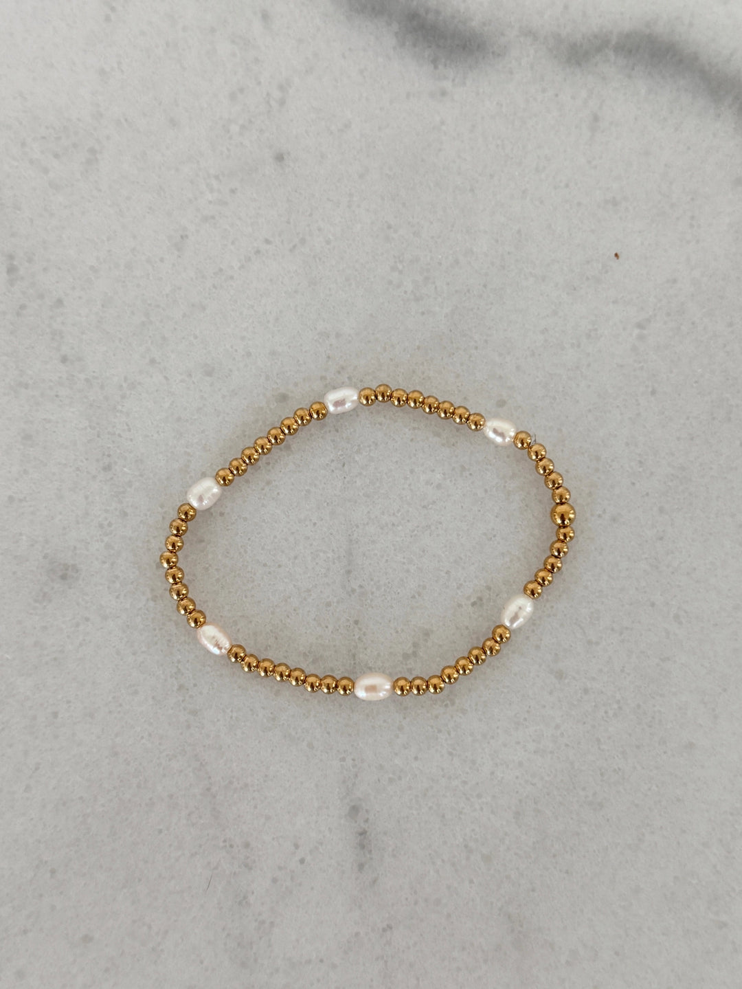 Women’s pearl bracelet for everyday wear