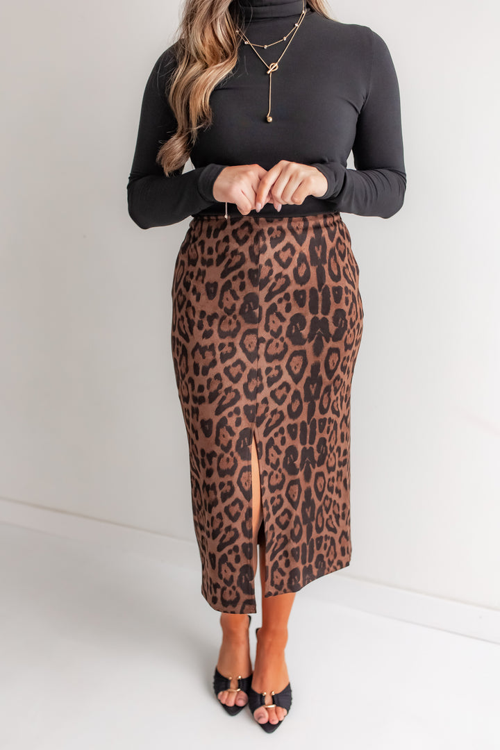 Talk of the Town leopard mini skirt with front slit