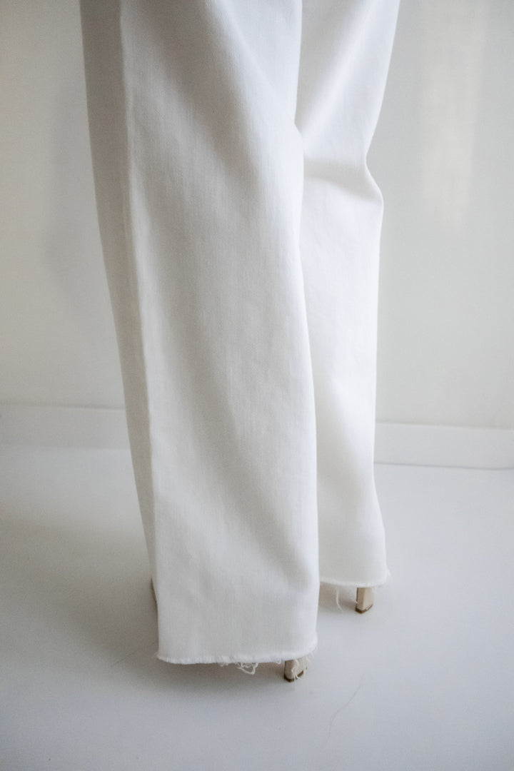 White dad jeans clean cut hem women