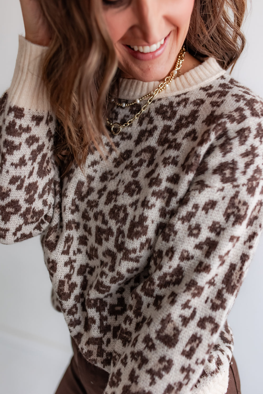 Leopard print sweater for fall, casual chic style