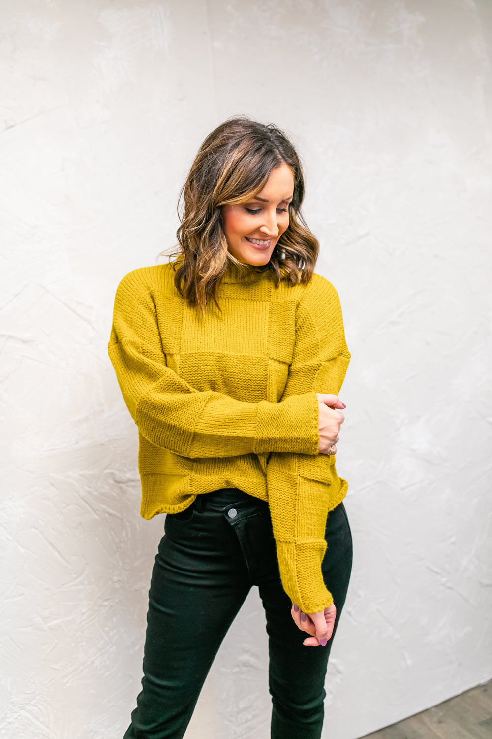 The Bonnie Checkered Sweater - One Eleven Olive Boutique