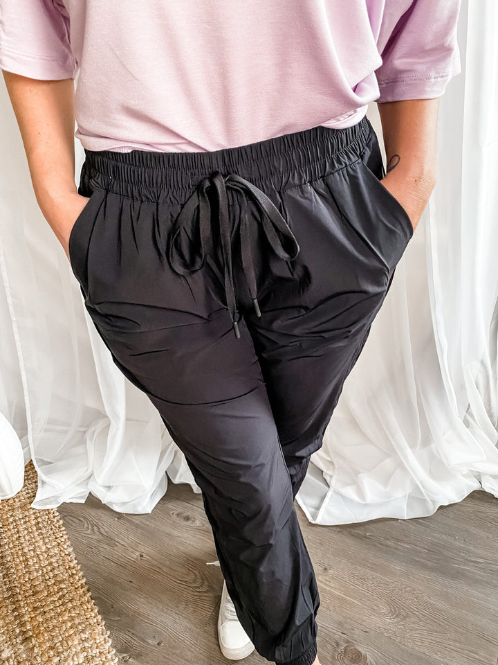 The Everyday Joggers - One Eleven Olive Boutique