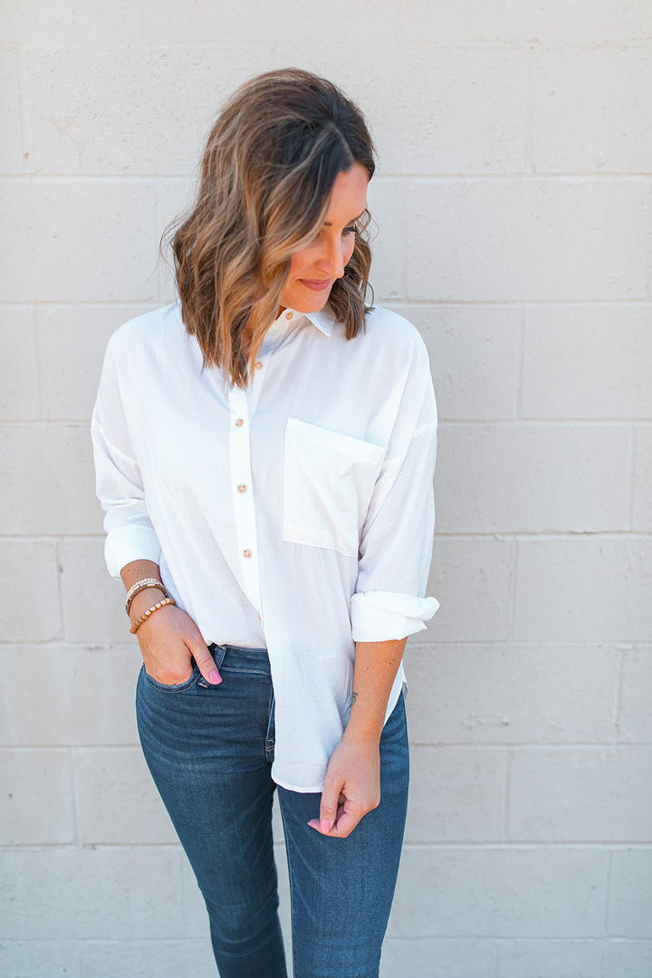 The Khloe Button Down Top (S-3XL) - One Eleven Olive Boutique
